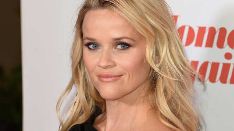 Reese Witherspoon – Body Measurements – Height – Weight – Eye Color