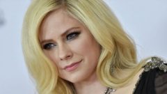 Avril Lavigne – Body Measurements – Height – Weight – Eye Color