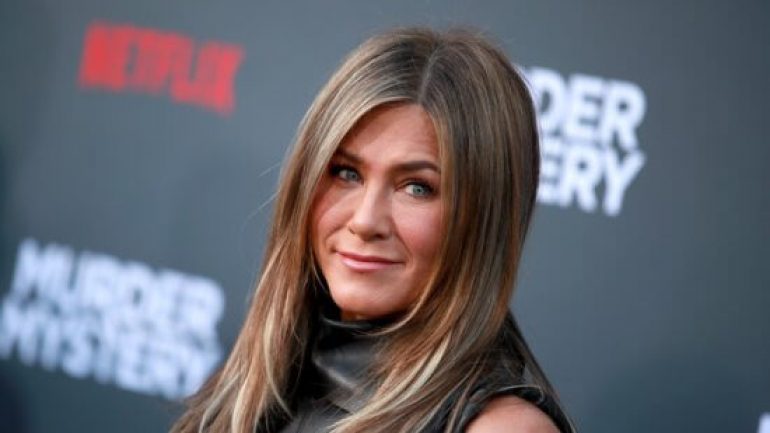 Jennifer Aniston – Body Measurements – Height – Weight – Eye Color