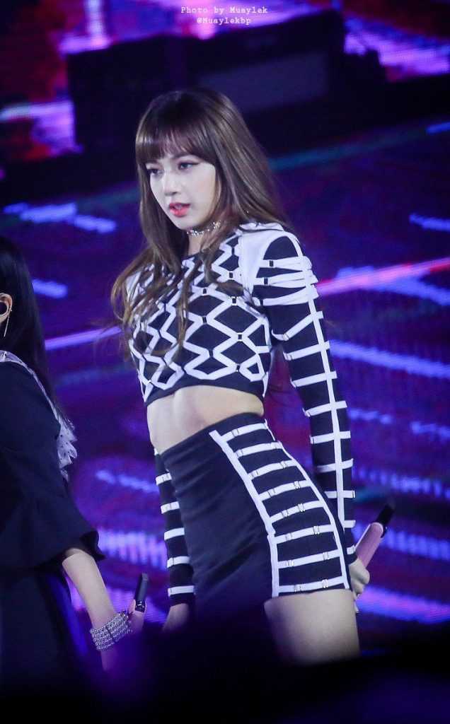 Lalisa Manoban Lisa Body Measurements Height Weight