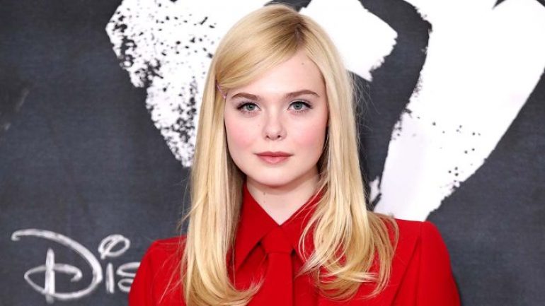 Body elle fanning Elle Fanning