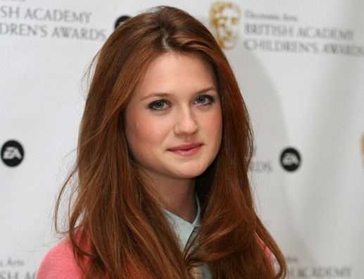 bonnie wright height