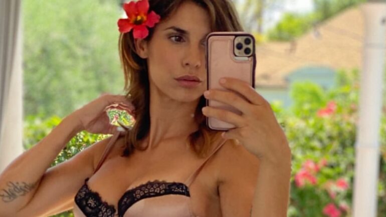 Elisabetta Canalis – Height – Weight – Body Measurements – Eye Color