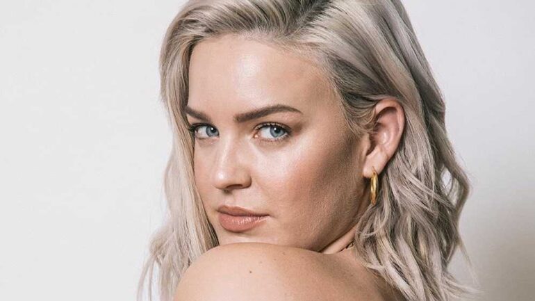 Anne-Marie Biography, Facts, Favorite Things, Boyfriends, Favorite Color