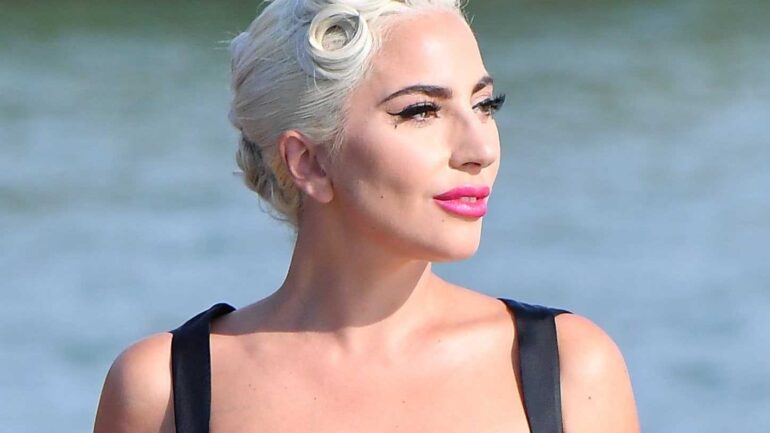 Lady Gaga Biography, Facts, Favorite Things, Boyfriends, Favorite Color