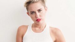 Miley Cyrus Biography, Facts, Favorite Things, Boyfriends, Favorite Color
