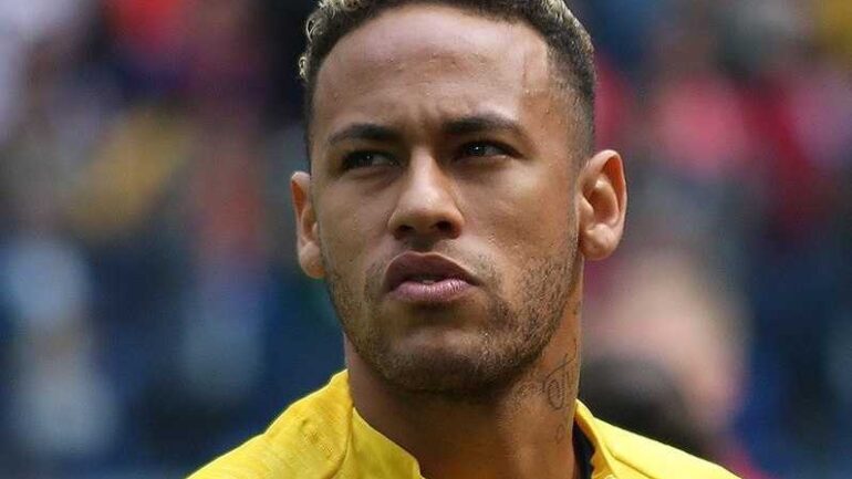 Neymar Height – Weight – Body Measurements – Eye Color – Hair Color