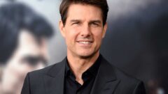 Tom Cruise Height – Weight – Body Measurements – Eye Color