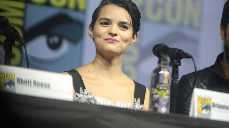 Brianna Hildebrand Height – Weight – Body Measurements – Eye Color