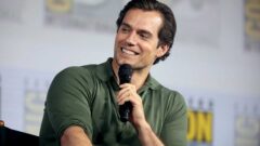 Henry Cavill Height – Weight – Body Measurements – Eye Color